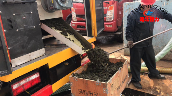 東風(fēng)小多利卡污水凈化車(chē) 東風(fēng)小多利卡污水凈化車(chē)